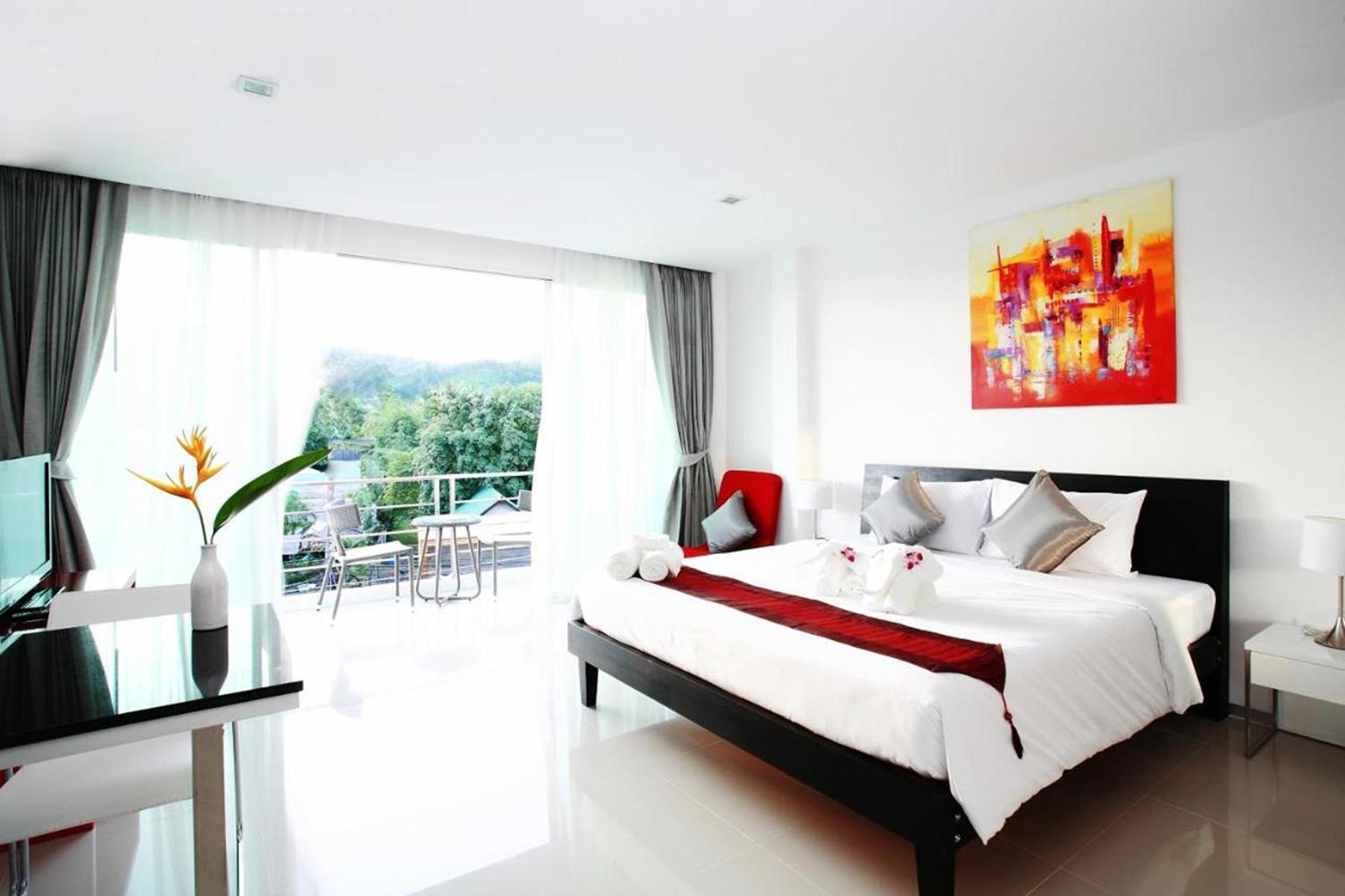 Rawai One World One Home Naiharn Hotel מראה חיצוני תמונה