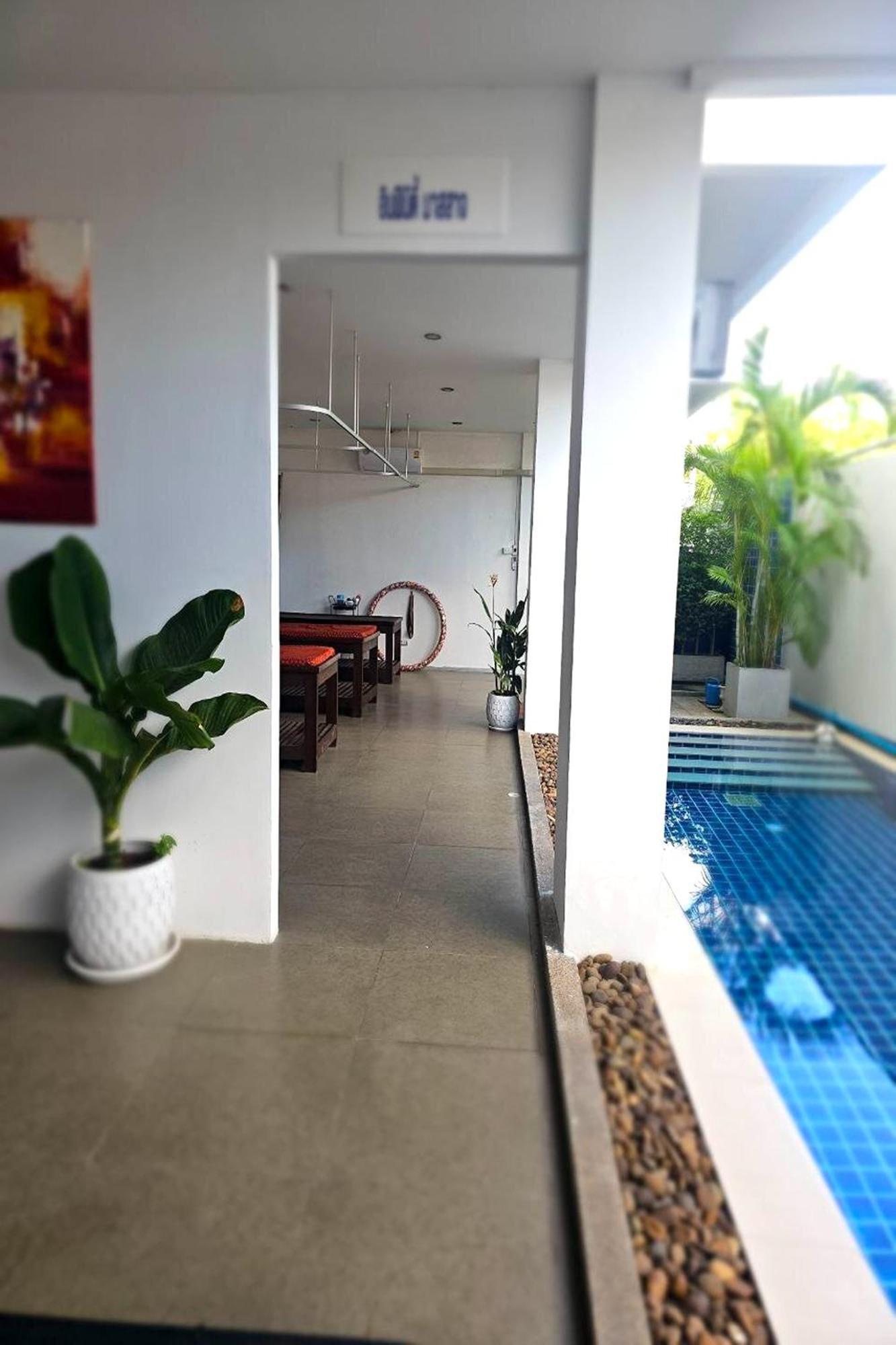 Rawai One World One Home Naiharn Hotel מראה חיצוני תמונה